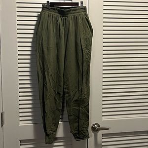 Nooworks Olive Joggers - Medium